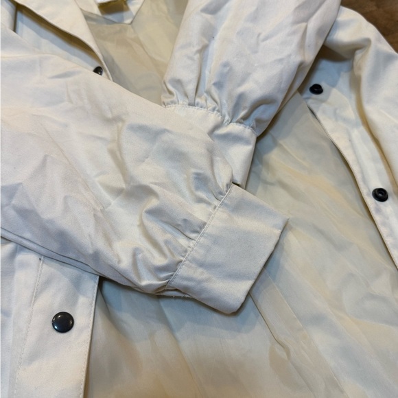 Women's Vintage Saxton Hall Cream Trench Coat size 7 - Picture 12 of 16